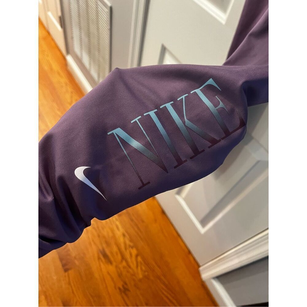Nike Dri-Fit One Mid-Rise Side Graphic Leggings in Amethyst Smoke sz S EUC - Picture 4 of 8